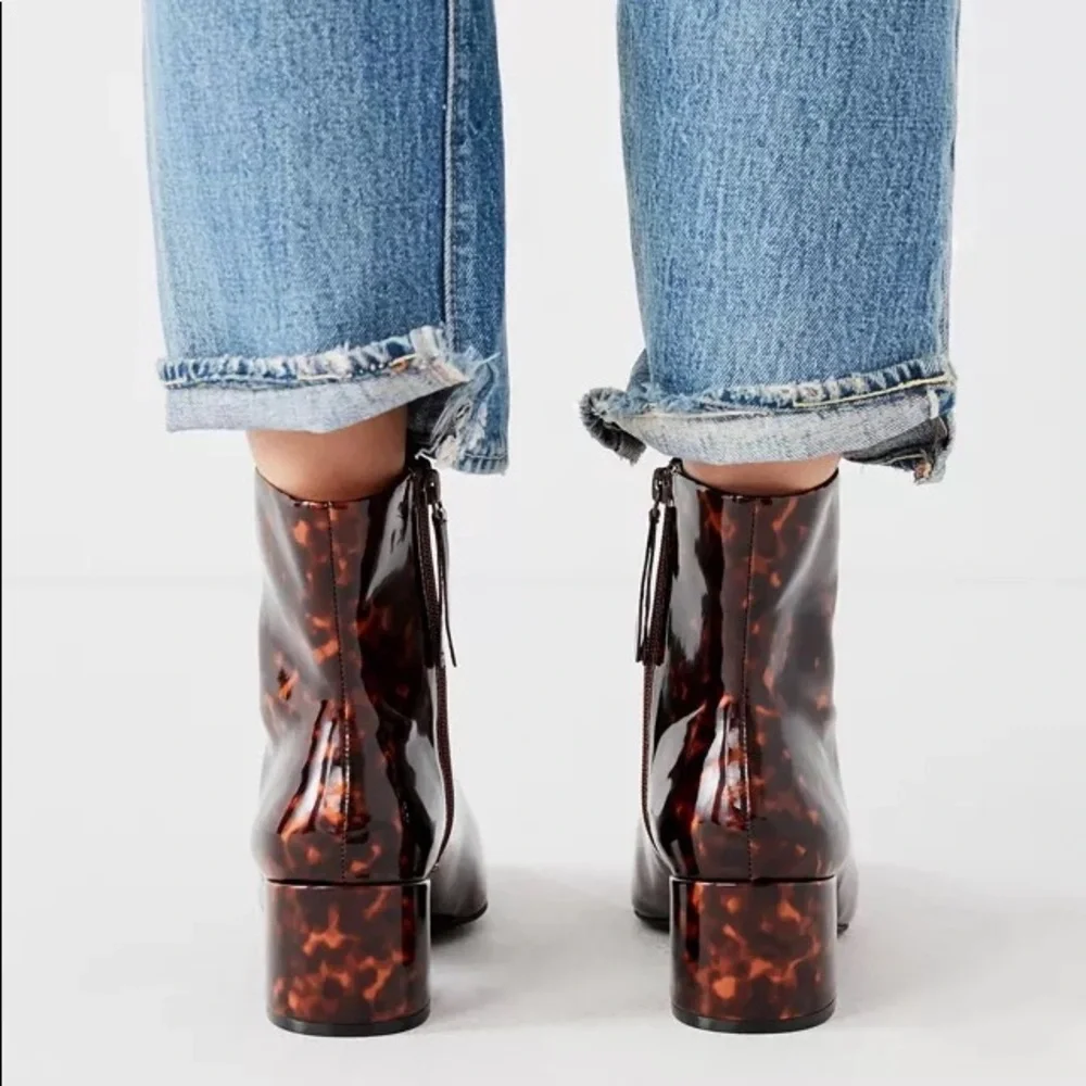 Tortoise Square Toe Ankle Boot🚫SOLD🚫 - Picture 5 of 12